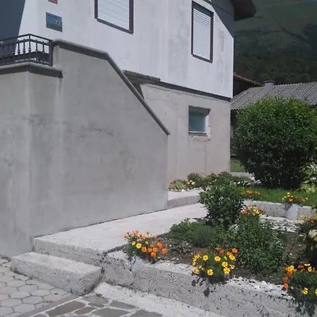 Διαμέρισμα Losc - Podbela Breginj