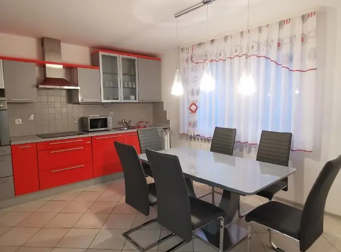 Losc - Podbela דירה *